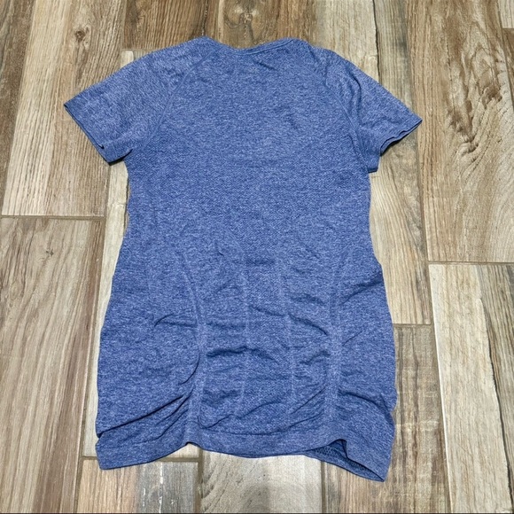 Athleta Fast Track Tee - Picture 3 of 3
